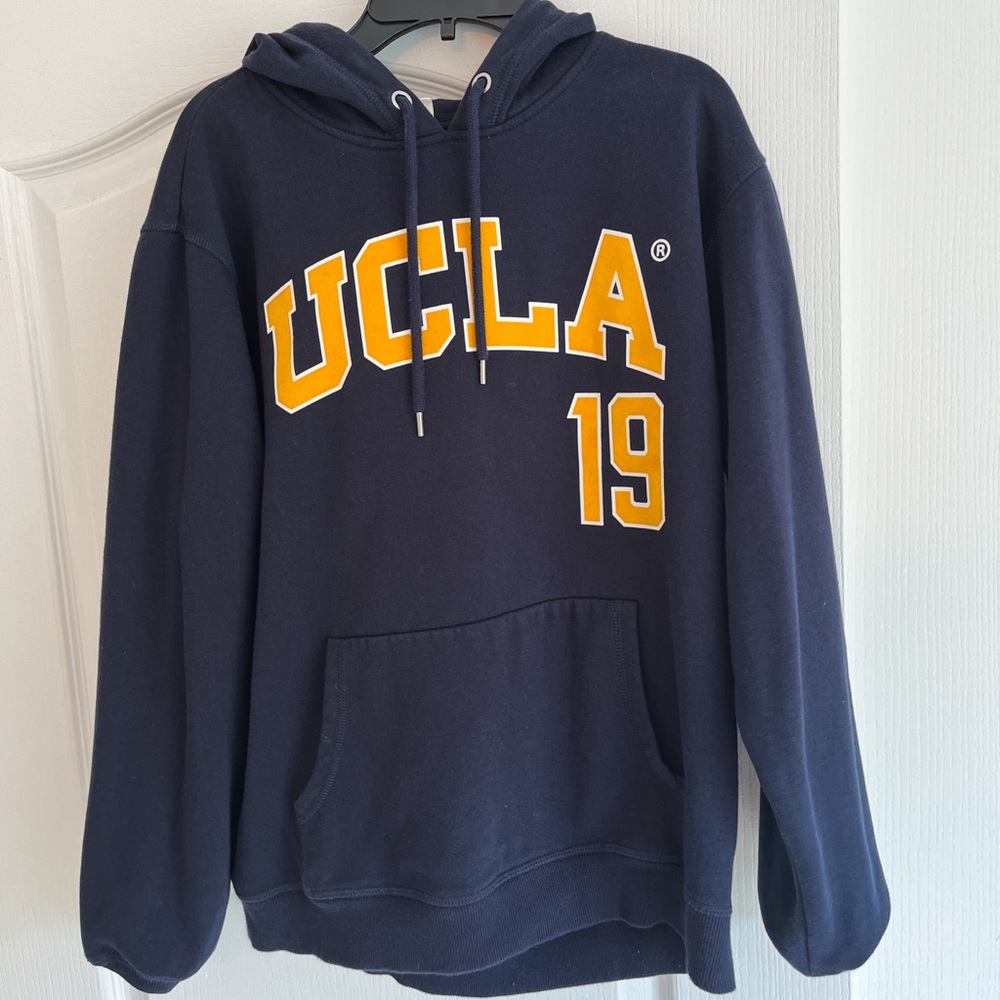 H&M UCLA Sweatshirt! Size M
